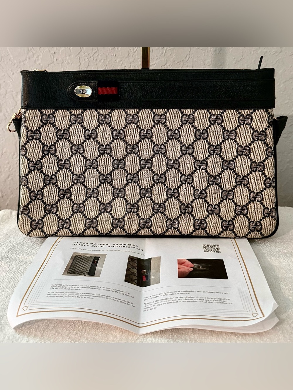 Vintage Gucci GG Supreme Sherry Line Clutch/Shoulder Bag